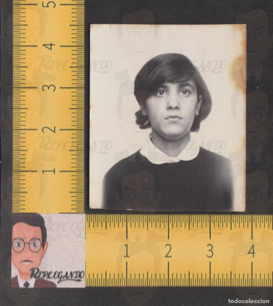 Fotografia antiga: FOTOMATON - CHICA JOVEN SERIA - NI&Ntilde;A - FOTO ANTIGUA BLANCO NEGRO - PHOTOMATON A&Ntilde;OS 50/60
