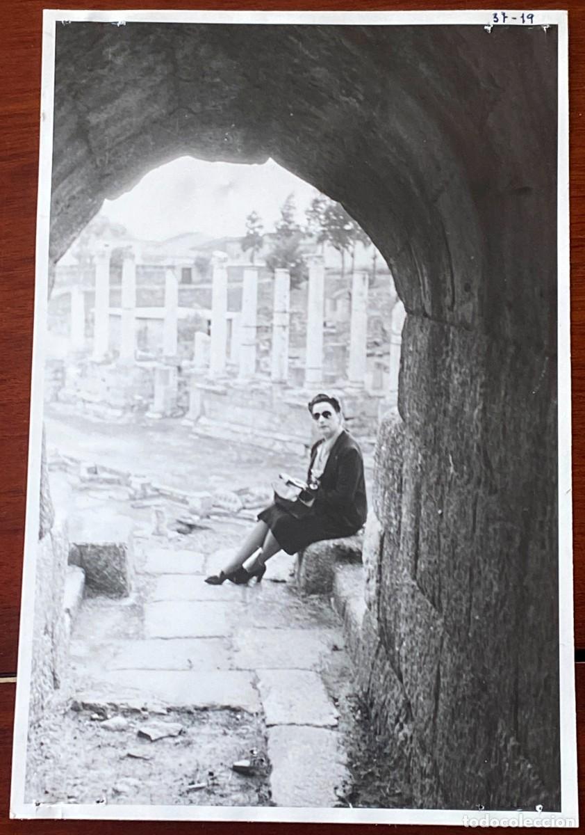 Alte Fotografie: ANTIGUA FOTOGRAFIA DE MERIDA (BADAJOZ) 1943 TEATRO ROMANO, MIDE 18 X 12 CMS