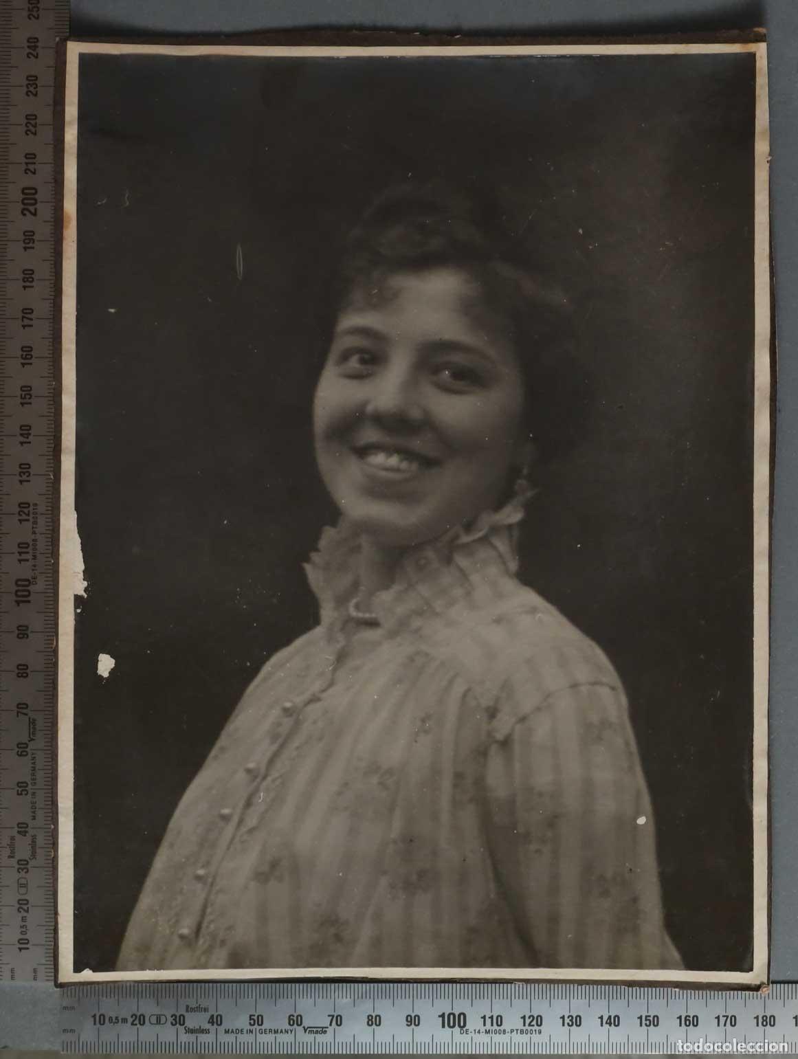 Alte Fotografie: FOTOGRAFIA. MUJER SONRIENDO. HACIA 1920