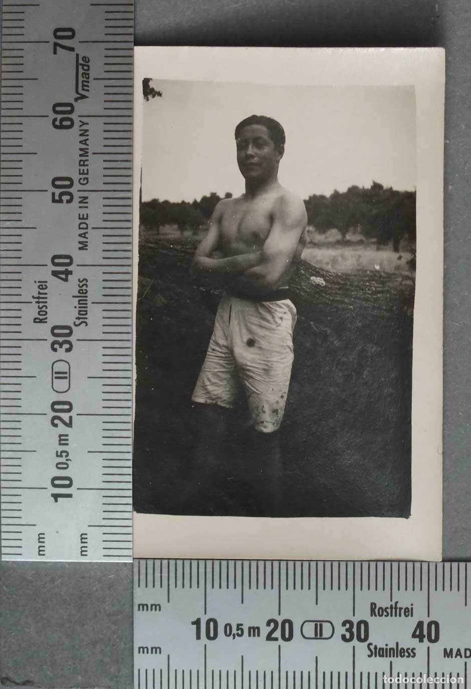 Fotografia antica: FOTOGRAFIA. JOVEN EN ROPA INTERIOR EN LA NATURALEZA. HACIA 1920