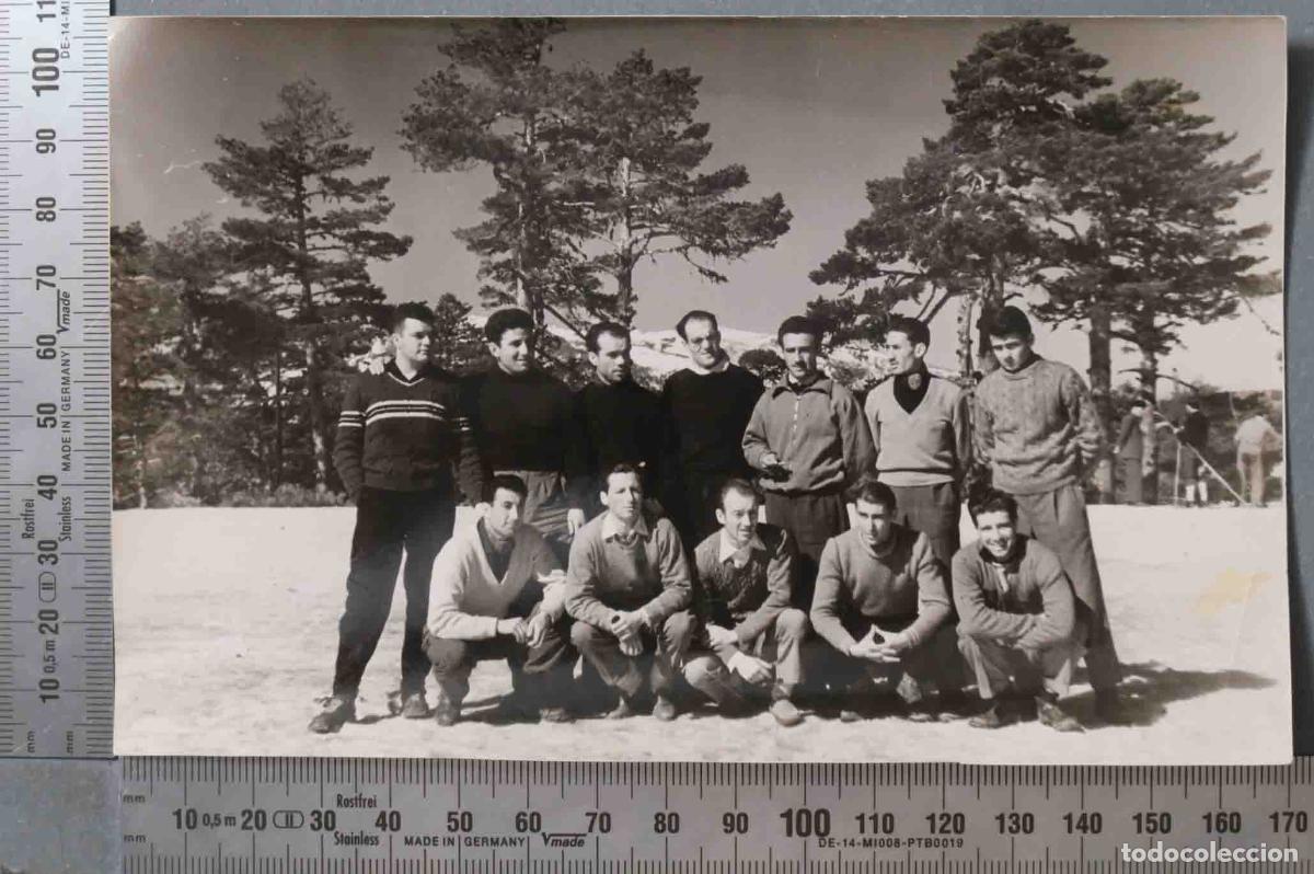 Antique Photography: FOTOGRAFIA. EQUIPO DE BALONMANO DEL SAN FERNANDO. ANOTACION EN REVERSO