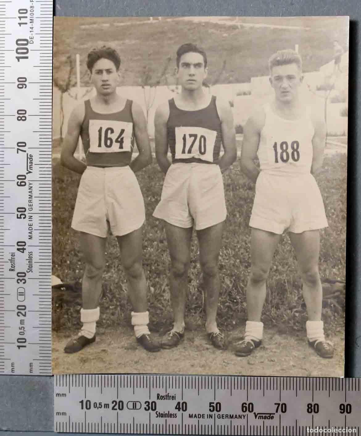 Photographie ancienne: FOTOGRAFIA. DEPORTISTAS FRENTE DE JUVENTUDES
