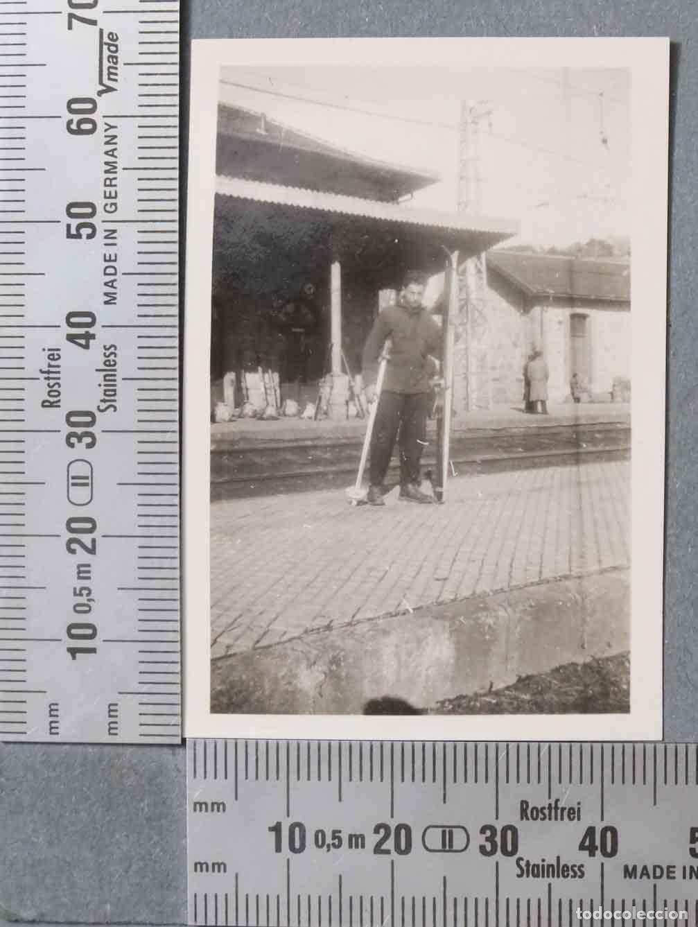 Photographie ancienne: FOTOGRAFIA. ESQUIADOR FRENTE DE JUVENTUDES