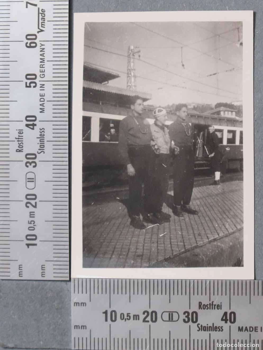 Photographie ancienne: FOTOGRAFIA. FRENTE DE JUVENTUDES. JOVENES EN VAGON