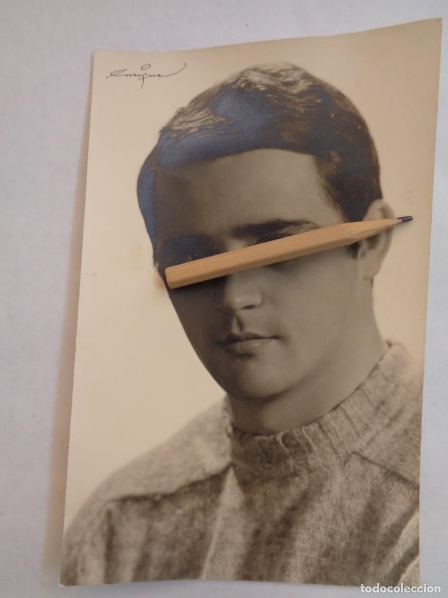 Fotografia antica: BONITA FOTO DE ESTUDIO DE JOVEN ELEGANTE . DE ENRIQUE , SEVILLA ... 11,5 X 18 CM