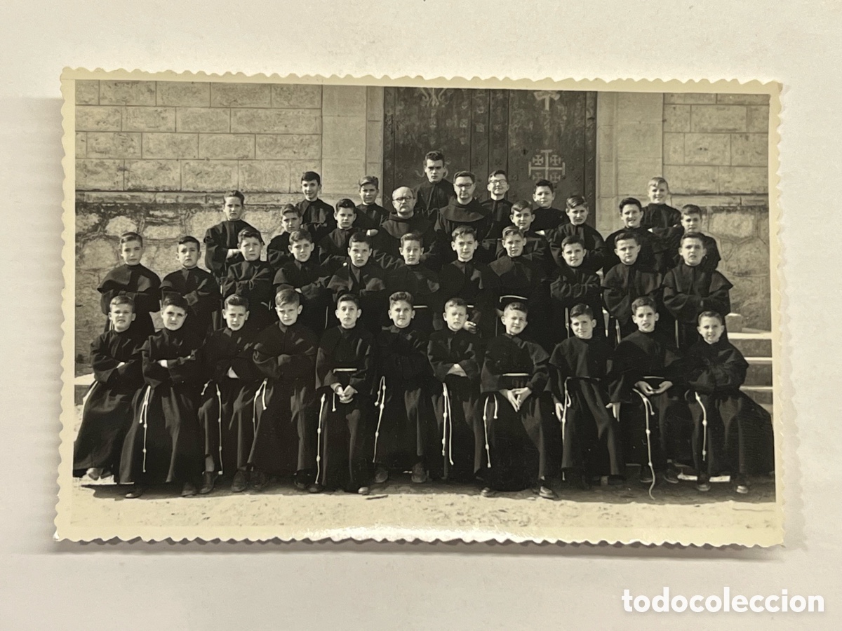 Fotografia antiga: ONTENIENTE. Fotograf&iacute;a grupal Convento de Franciscanos .. (h.1960?)