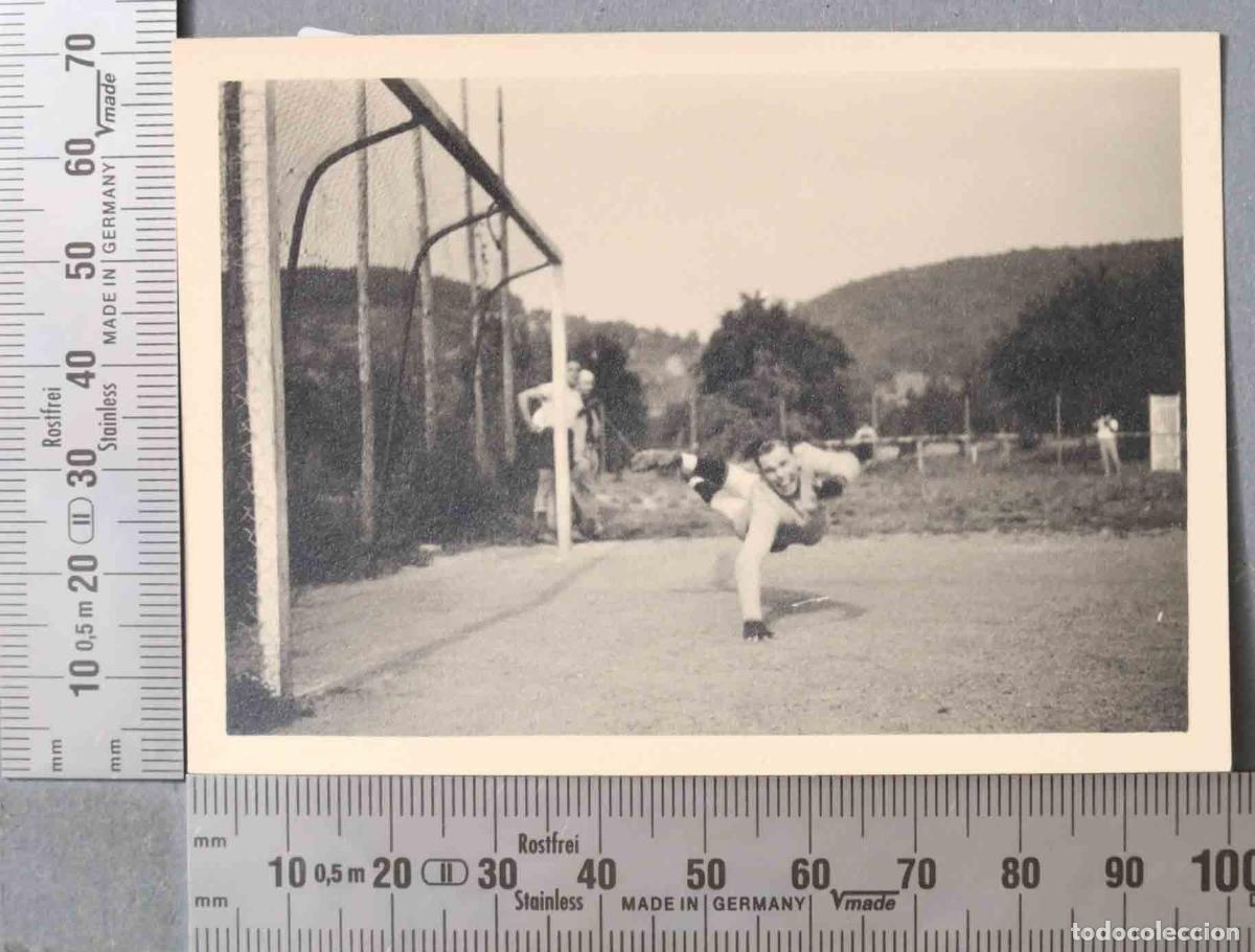 Alte Fotografie: FOTOGRAFIA. PORTERO BALONAMNO RENANIA O SAARBR&Uuml;CKEN
