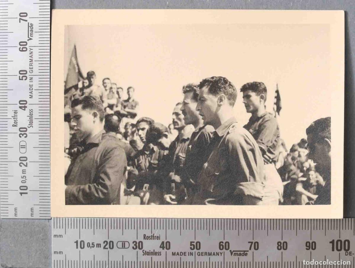 Fotografia antica: FOTOGRAFIA. MISA FRENTE DE JUVENTUDES. HACIA 1953 &iquest;COVALEDA?