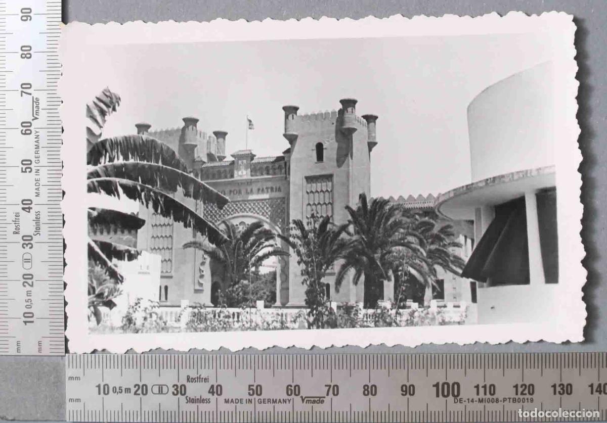 Alte Fotografie: FOTOGRAFIA. FRENTE DE JUVENTUDES. HACIA 1953. PUERTA DE REGULARES