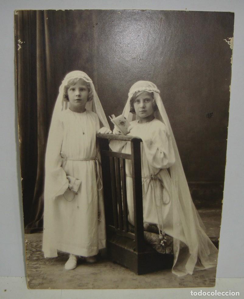 Fotograf&iacute;a antigua: Antigua fotograf&iacute;a. Art dec&oacute;. A&ntilde;os 20. Ni&ntilde;as de comuni&oacute;n.