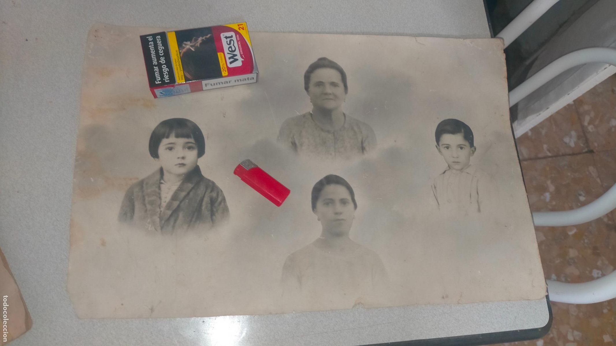 Photographie ancienne: 45X29 CM CARTON GRAN GRANDE ANTIGUA FOTOGRAFIA FAMILIA NI&Ntilde;OS POST MORTEM CADIZ A&Ntilde;O 1870 APROXIMADO