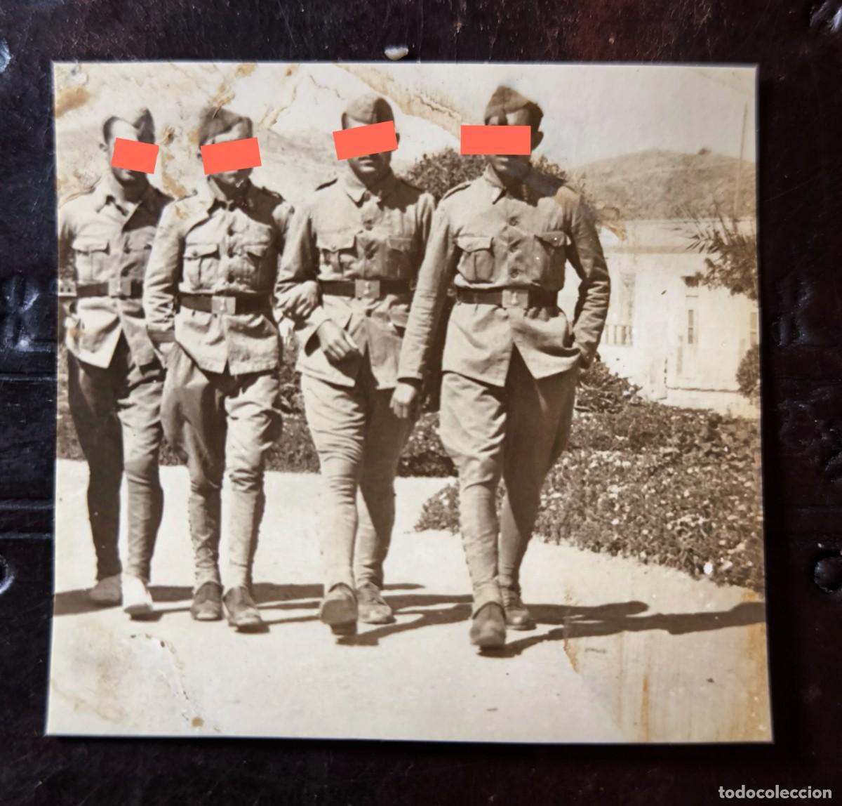 Antique Photography: Antigua fotograf&iacute;a militar. Soldados espa&ntilde;oles. Villa Sanjurjo. Alhucemas. Marruecos. A&ntilde;os 40