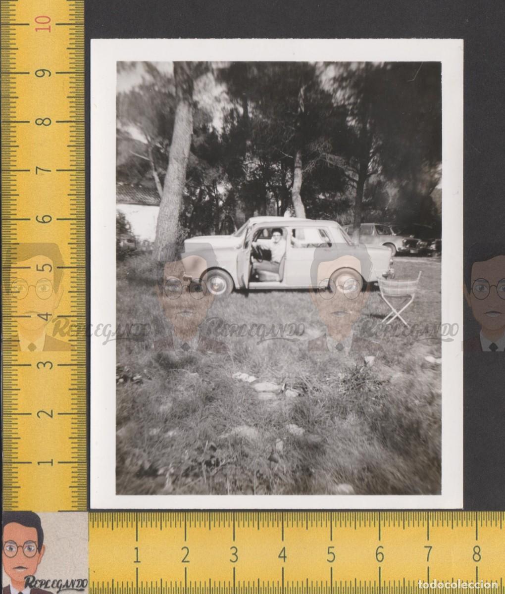 Fotograf&iacute;a antigua: CHICO CON SU SIMCA 1000 BARREIROS EN D&Iacute;A DE CAMPO - FOTO ANTIGUA A&Ntilde;OS 50/60 - COCHE CL&Aacute;SICO ESPA&Ntilde;A