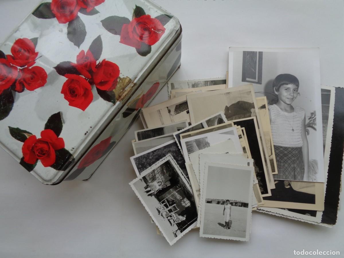 Fotograf&iacute;a antigua: LOTAZO : CAJA DE METAL DE COLA-CAO CON 400 FOTOS FAMILIARES EN BLANCO Y NEGRO