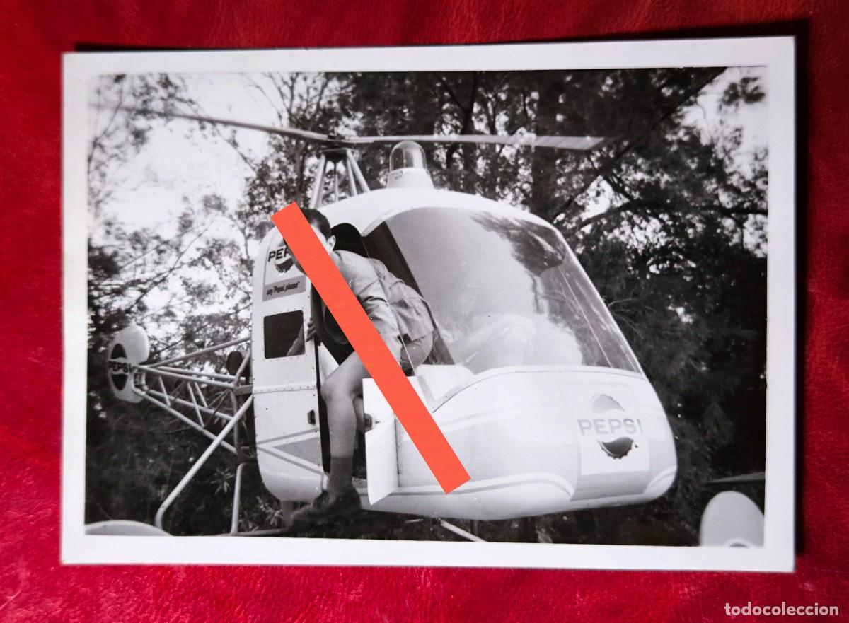 Fotograf&iacute;a antigua: Antigua fotograf&iacute;a. Helic&oacute;ptero parque de atracciones, publicidad de Pepsi. A&ntilde;o 1965