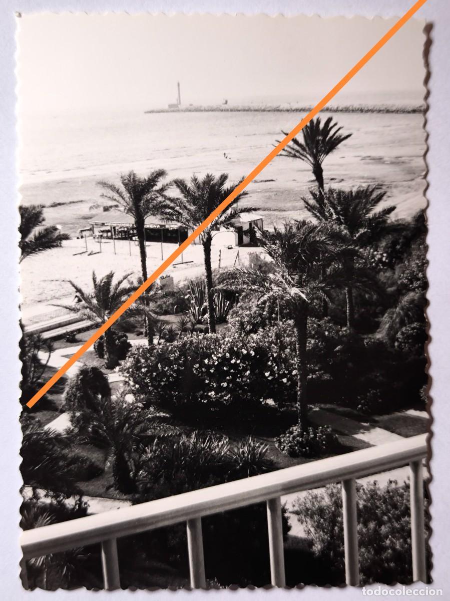 Fotografia antica: Antigua fotograf&iacute;a. Merendero Sirena. Playa de Castell&oacute;n. A&ntilde;os 60.