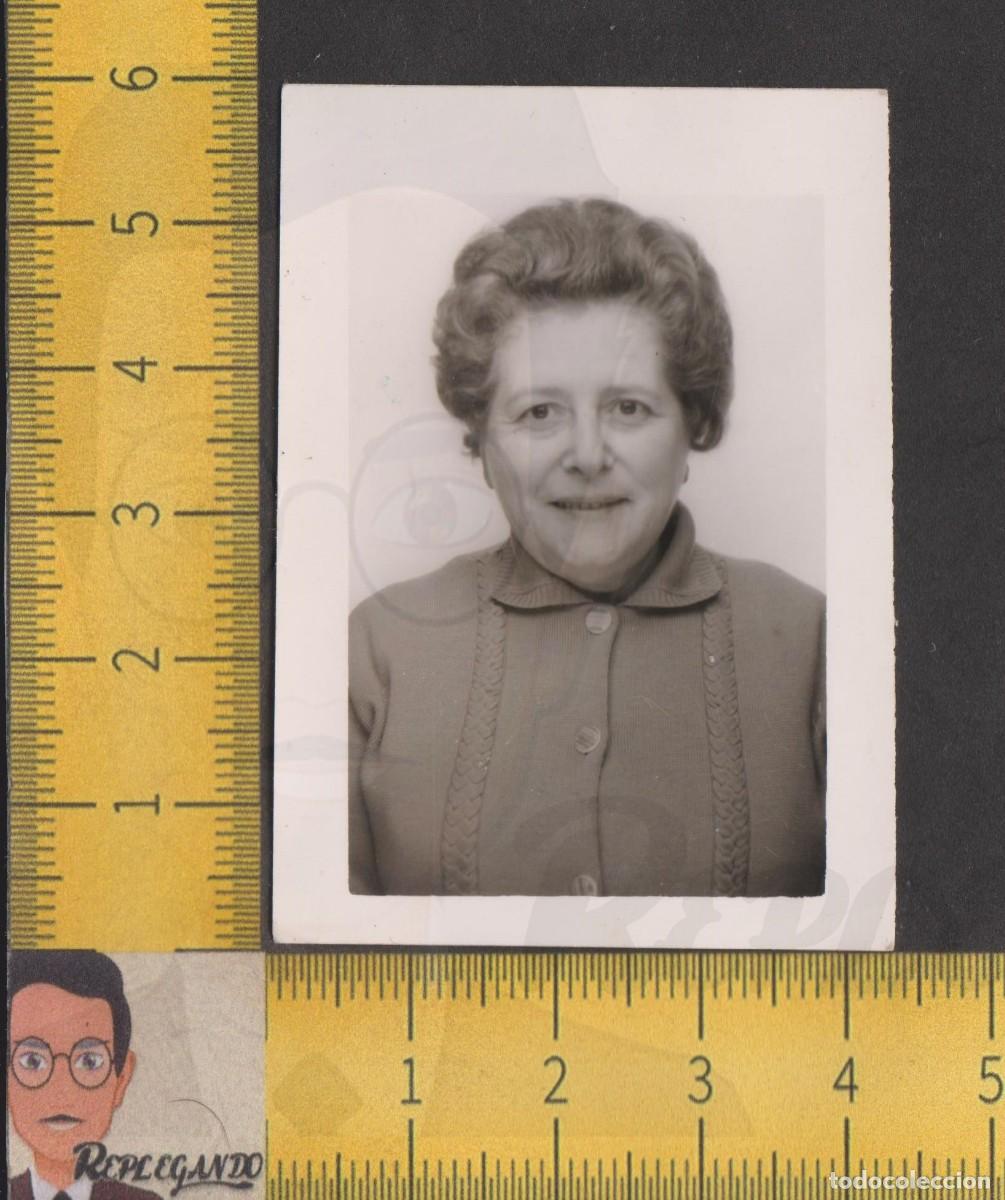 Fotograf&iacute;a antigua: FOTOMATON - MUJER SONRIENDO - SE&Ntilde;ORA MAYOR - FOTO ANTIGUA TIPO CARNET - PHOTOMATON A&Ntilde;OS 60/70
