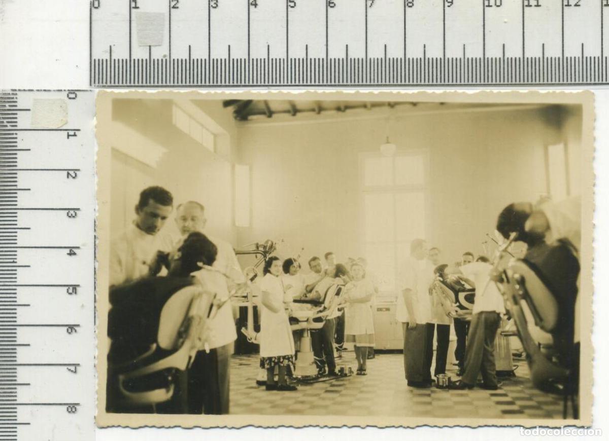 Antique Photography: MUY CURIOSA FOTOGRAFIA FACULTAD DE ODONTOLOGIA UNIVERSIDAD DE LOS ANDES MERIDA 1949
