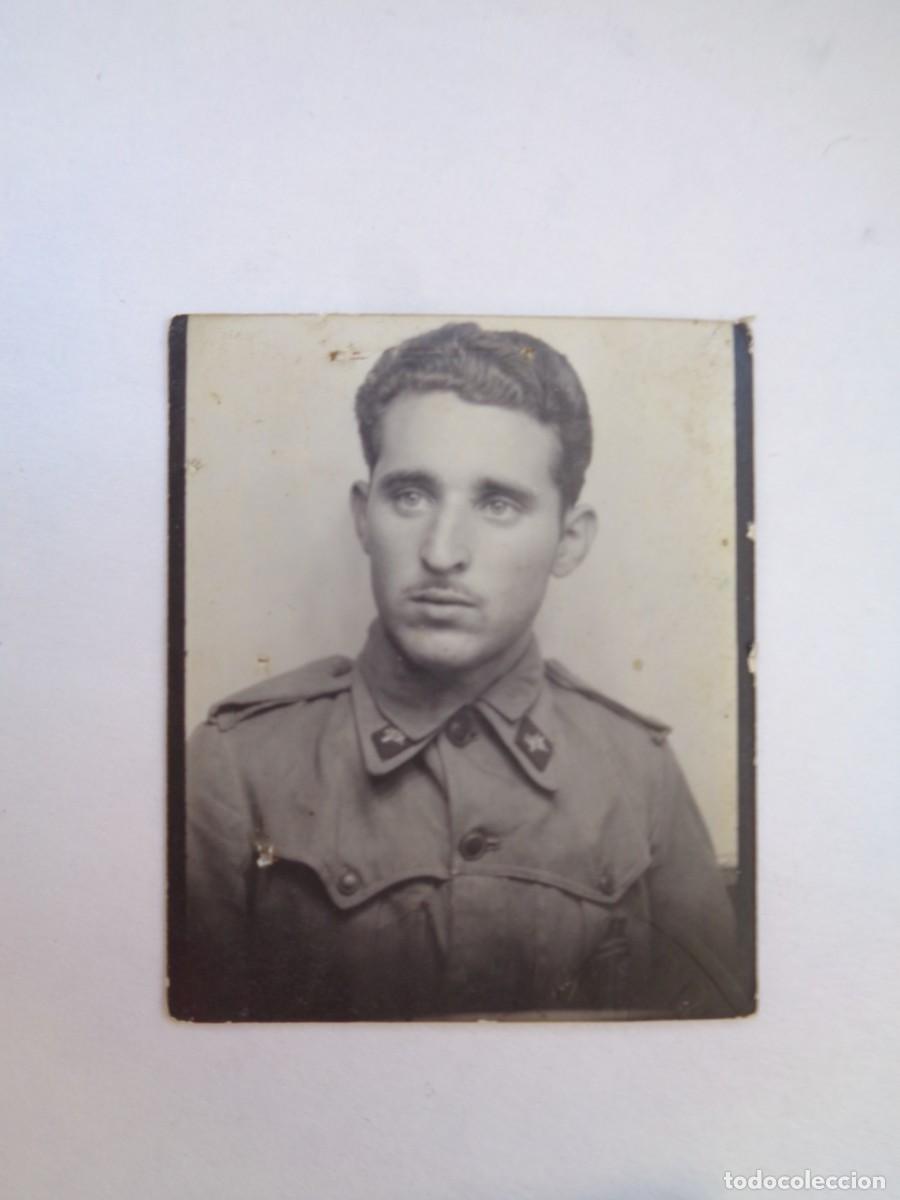 Fotograf&iacute;a antigua: FOTOMATON DE JOVEN MILITAR DE INFANTERIA , A&Ntilde;OS 40