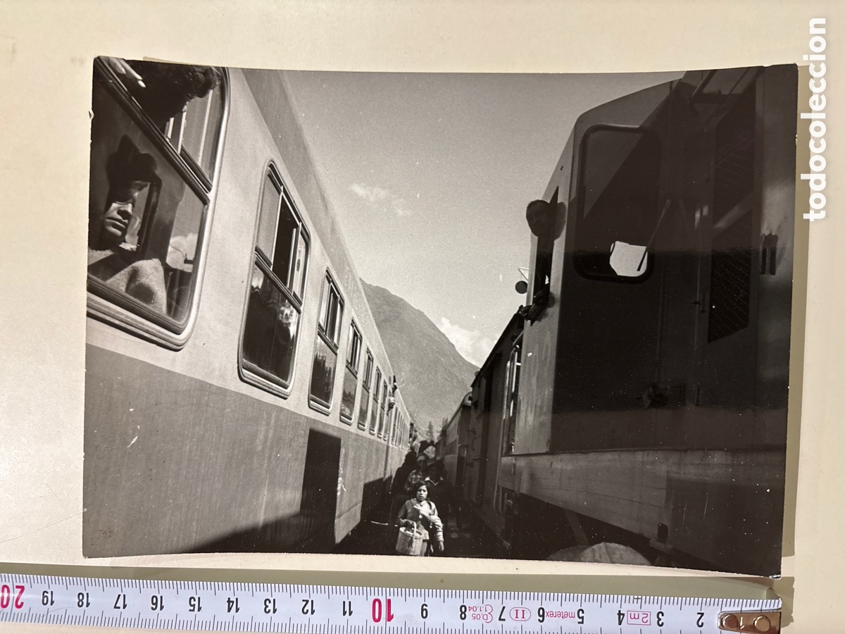 Fotograf&iacute;a antigua: FOTO. EXCURSION A LOS ANDES, PERU. MEDIO DE TRANSPORTE FERROCARRIL. FOT&Oacute;GRAFO?.?