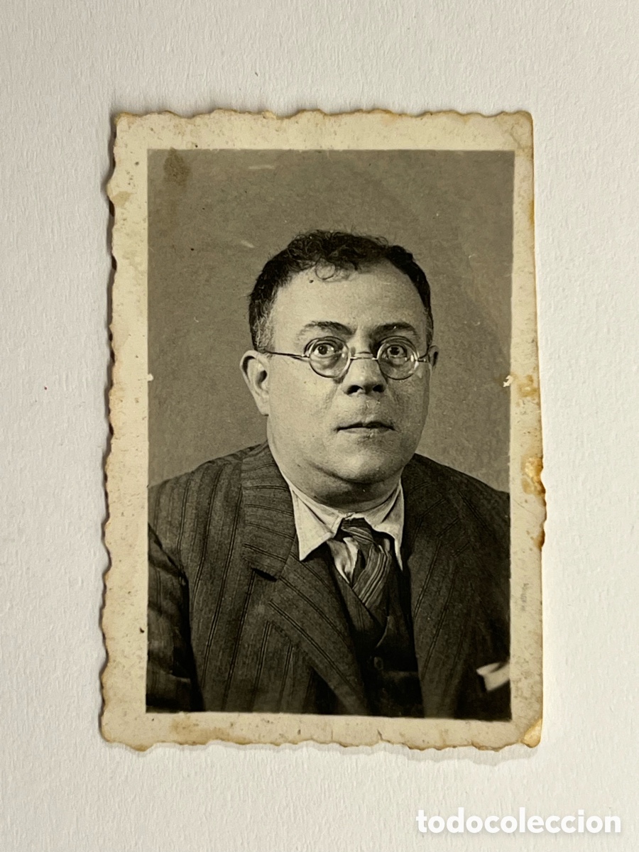 Fotograf&iacute;a antigua: FOTOMATON. Fotograf&iacute;a Se&ntilde;or con gafas Quevedo (h.1930?) Med&iacute;das: 3,8 x 5,5 cm