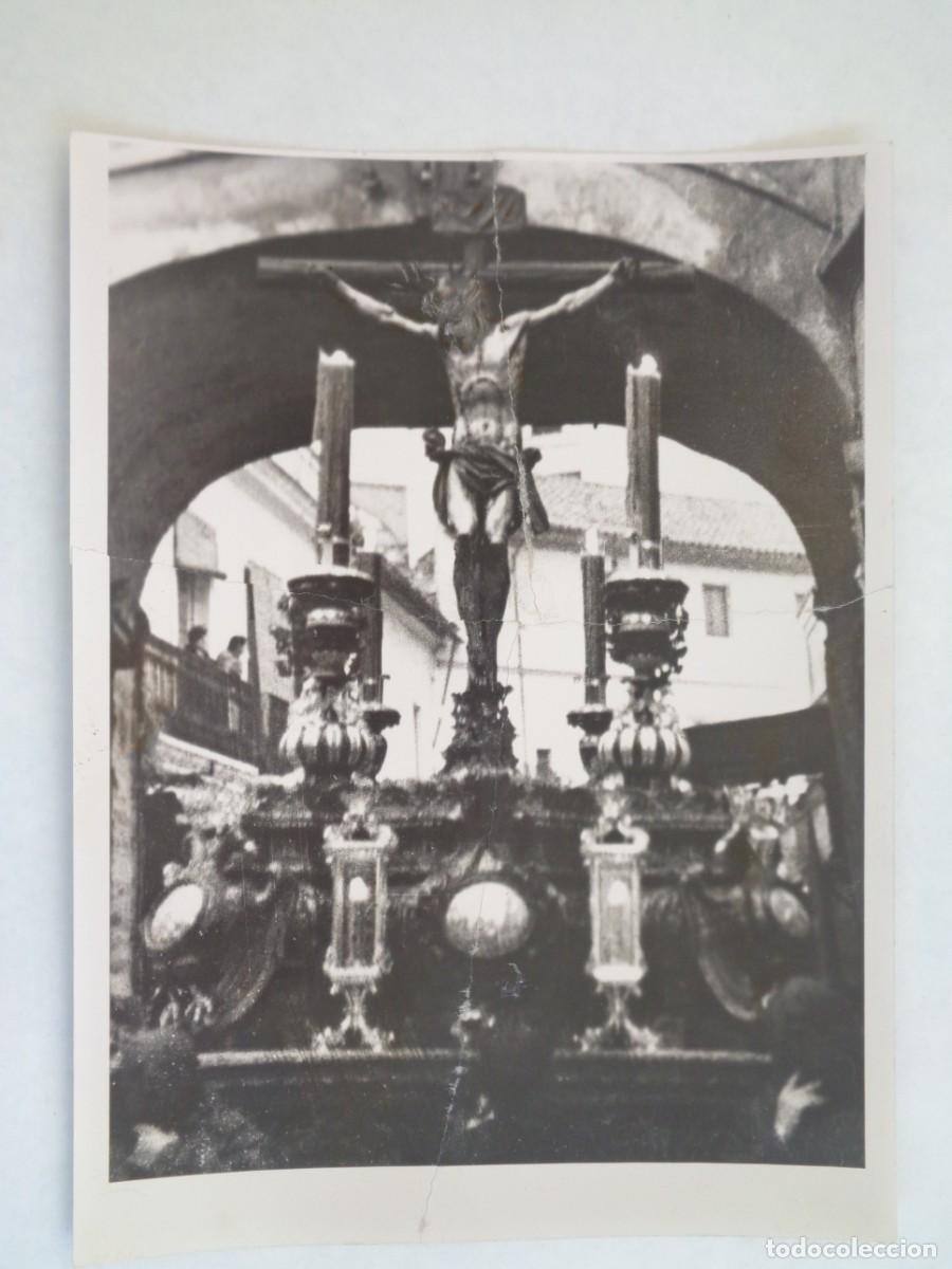 Alte Fotografie: SEMANA SANTA DE SEVILLA : FOTO DE CRISTO CRUCIFICADO ...... 17,5 X 24 CM .. LEER !!