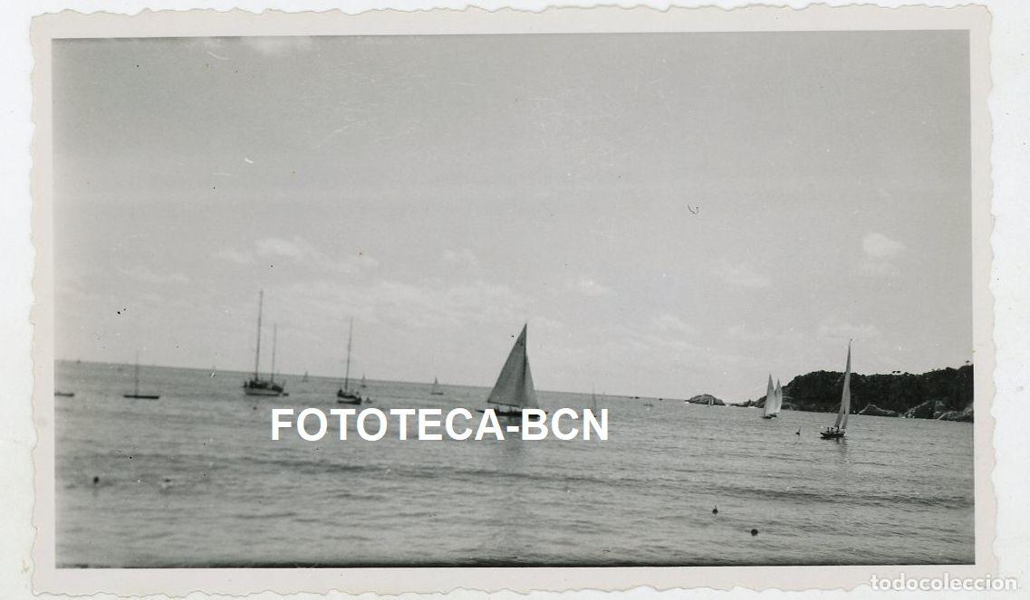 Fotograf&iacute;a antigua: FOTO ORIGINAL REGATA DE BARCOS A VELA S'AGARO A&Ntilde;O 1954 COSTA BRAVA