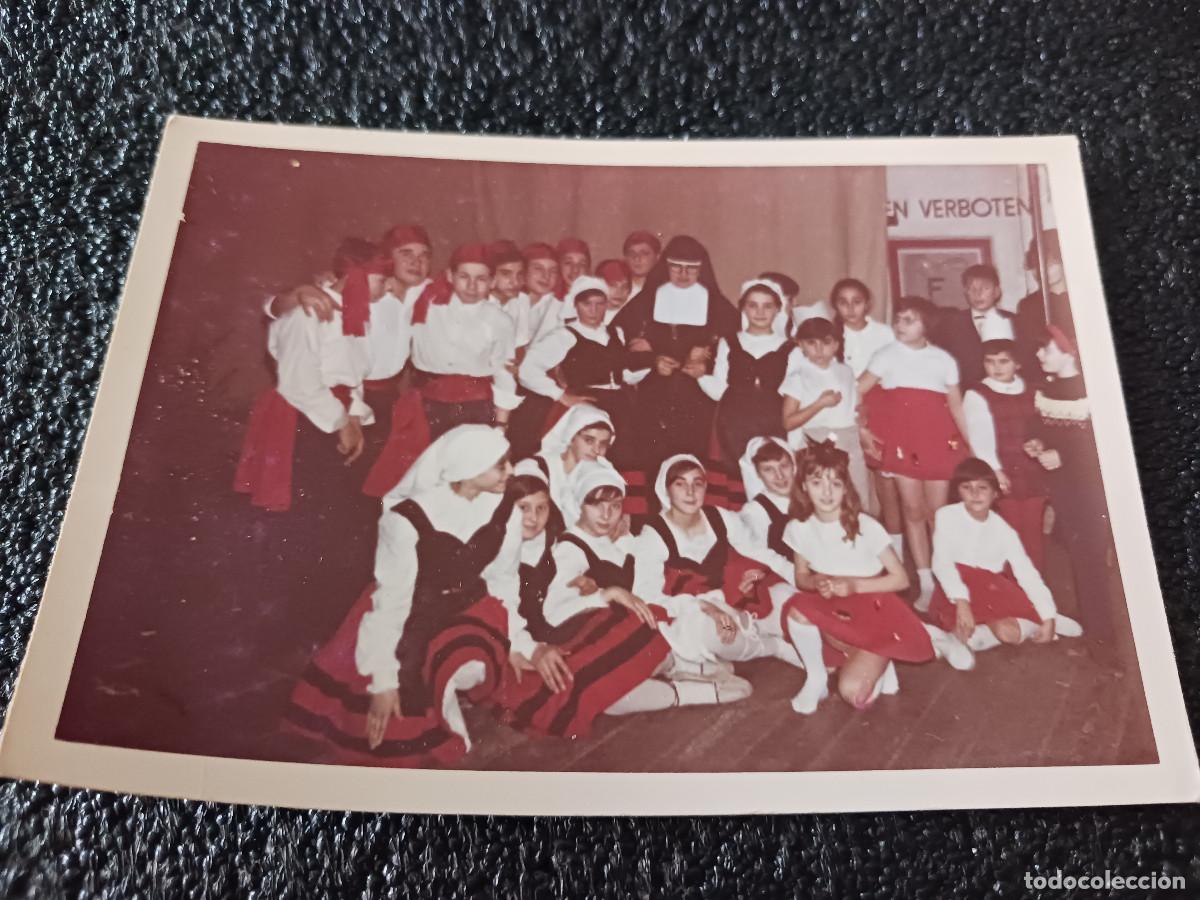 Fotografia antiga: trabajo con emigrantes en alemania, misiones de la iglesia catolica durante la dictadura en espa&ntilde;a