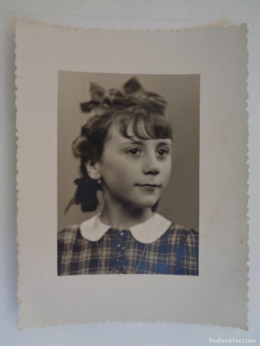 Fotografia antiga: PRECIOSA FOTO DE ESTUDIO DE NI&Ntilde;A , A&Ntilde;OS 40 . DE ARJONA , SEVILLA