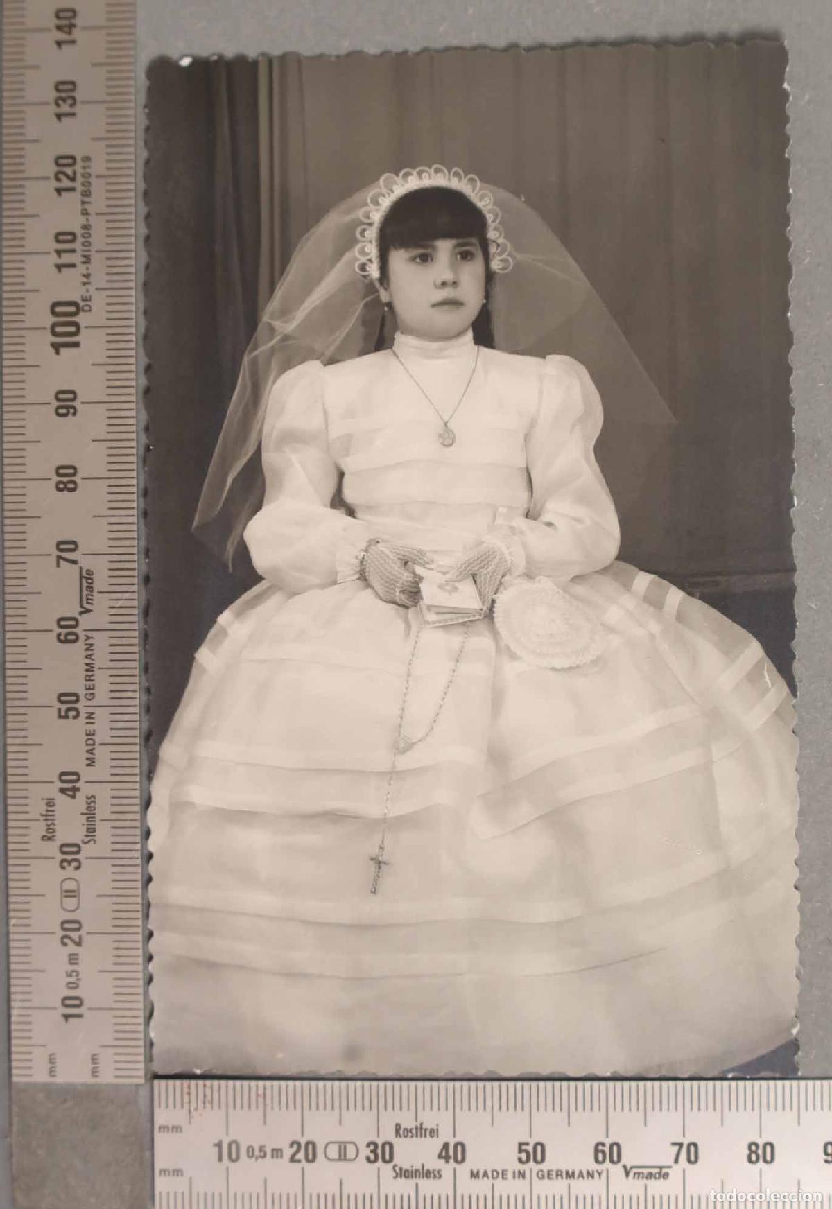 Antique Photography: FOTOGRAFIA. NI&Ntilde;A COMUNION HACIA 1950