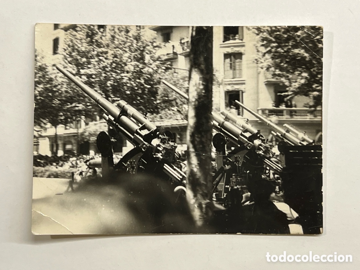 Fotograf&iacute;a antigua: BARCELONA. Fotograf&iacute;a Desfile de las Fuerzas Armadas en la D&eacute;cada de 1980.. ?