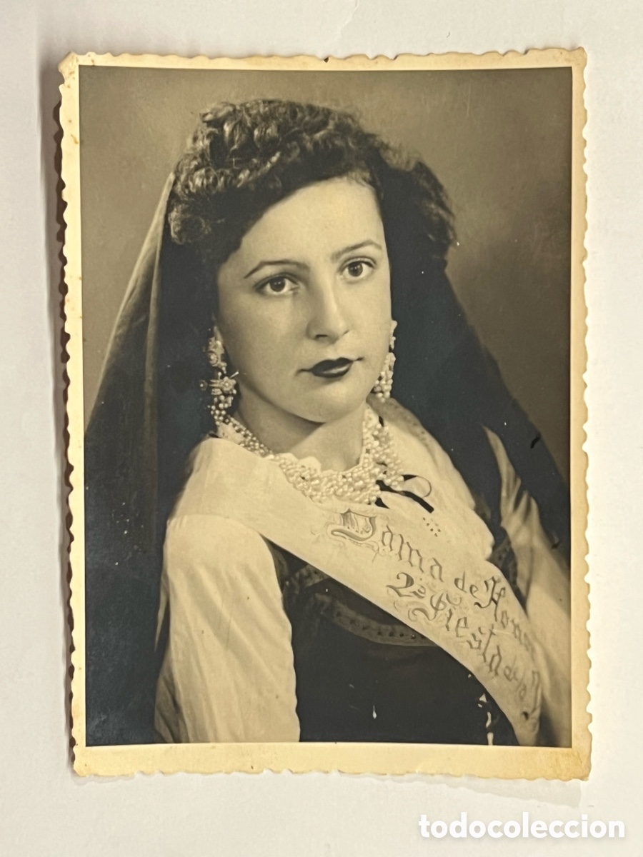 Fotograf&iacute;a antigua: PONT&Oacute;N UTIEL, Valencia.. Se&ntilde;orita Dama de Honor de la Vendimia. Fotos Alfonso (h.1960?)