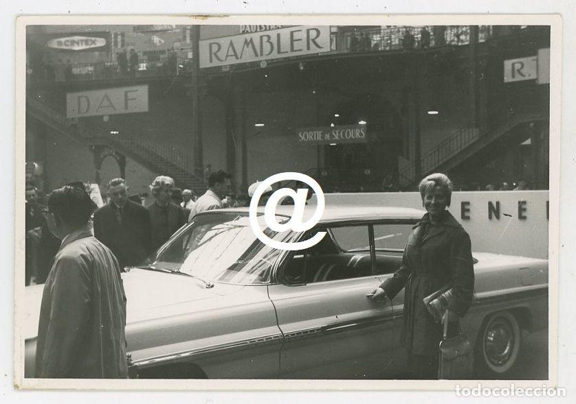 Antique Photography: FOTO COCHE SALON DEL AUTOMOVIL DE PARIS A&Ntilde;O 1960 COCHE PONTIAC