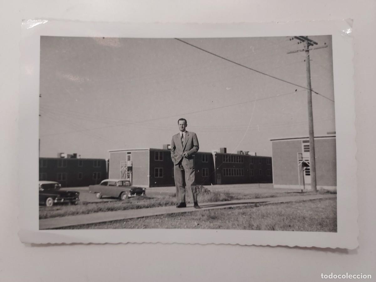 Alte Fotografie: Foto militar Webb (Texas) Instalaciones Fuera A&eacute;rea EEUU A&ntilde;os 1955 13 x 9 cm (coche Ford Fairlane?)