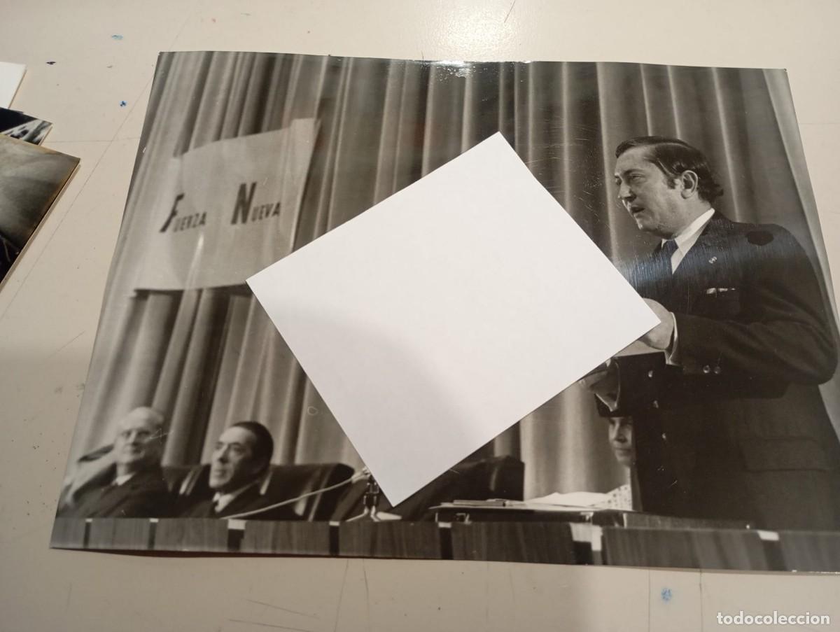 Fotograf&iacute;a antigua: FOTO SORIANO - MITIN FUERZA NUEVA (OCTUBRE 1972) REF. UR MES 4 A