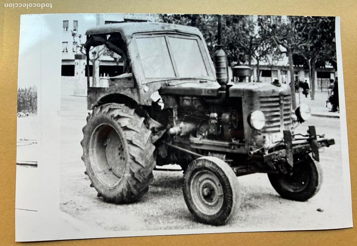 Fotograf&iacute;a antigua: FOTOGRAFIA MAQUINARIA TRACTOR OBRAS CALSA, Zaragoza. Original