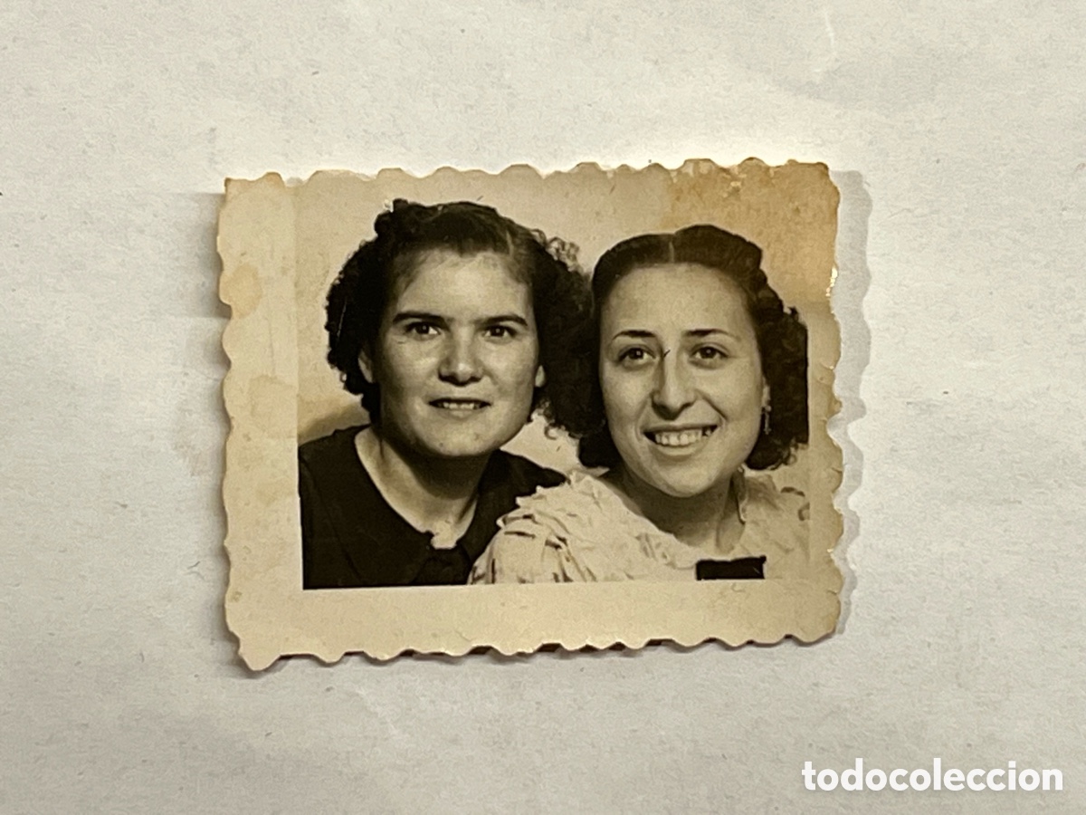 Fotograf&iacute;a antigua: FOTOMATON. Fotograf&iacute;a de postguerra.. Sonriendo a la c&aacute;mara.. (a.1942)