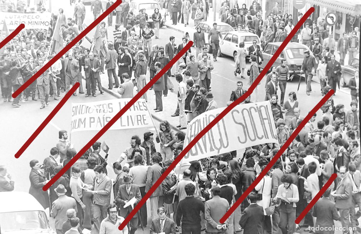 Fotograf&iacute;a antigua: Revoluci&oacute;n de los Claveles Portugal - NEGATIVO DE CELULOIDE - A Revolu&ccedil;&atilde;o dos Cravos