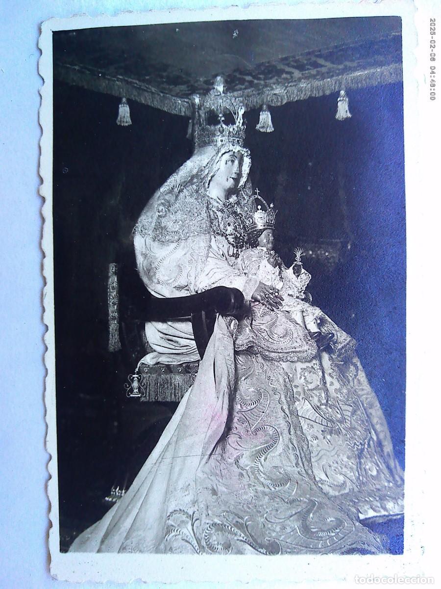 Fotografia antiga: FOTO DE LA VIRGEN DE LOS REYES , DE SERRANO ( SEVILLA ). EJERCICIOS ESPIRITUALES 1958