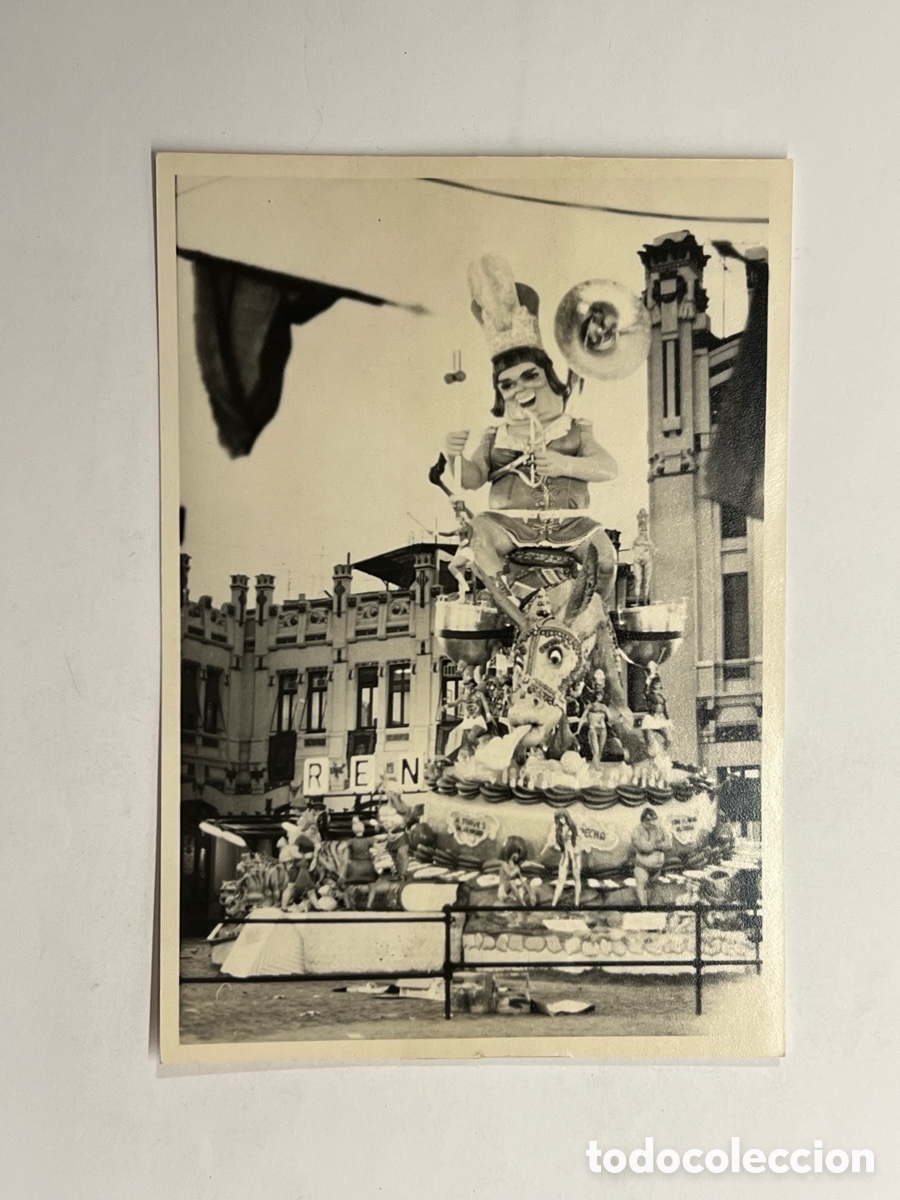 Fotograf&iacute;a antigua: FALLAS, fotograf&iacute;a Falla ferroviaria de la Estaci&oacute;n del Norte, Artista Vicente Tortosa (a.1972)