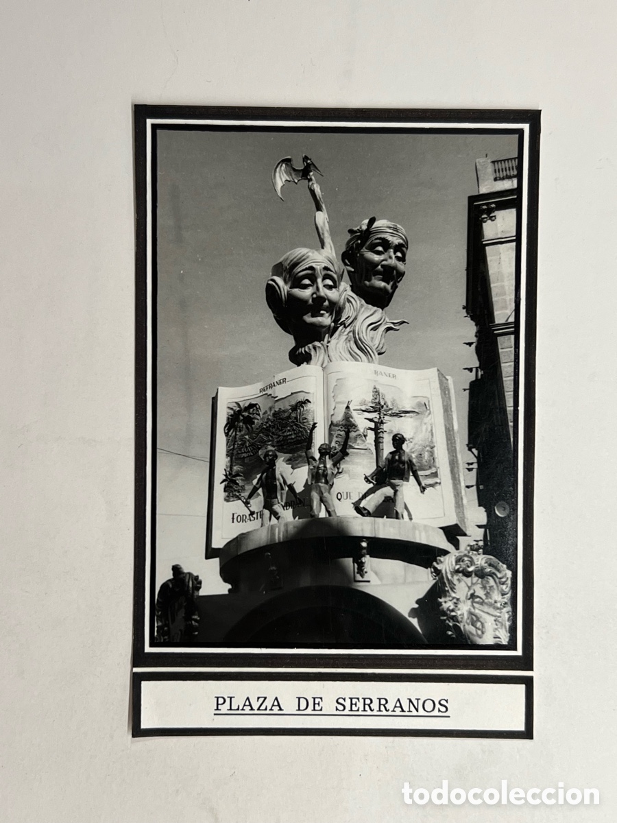 Fotograf&iacute;a antigua: FALLAS, Valencia Falla Plaza de Serranos. Callejeando la ciudad (a.1963)