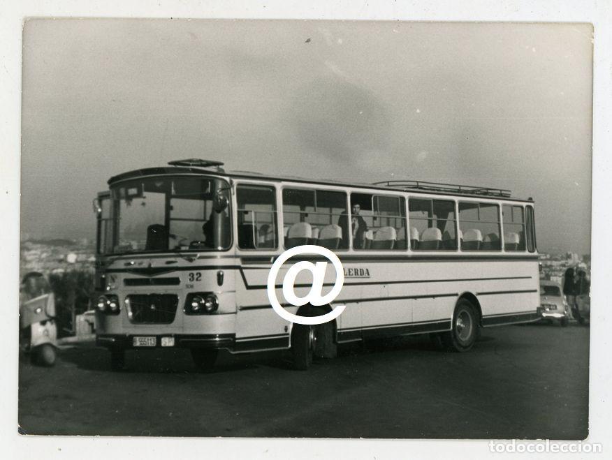 Fotograf&iacute;a antigua: FOTO AUTOCAR PEGASO COMPA&Ntilde;IA ILERDA