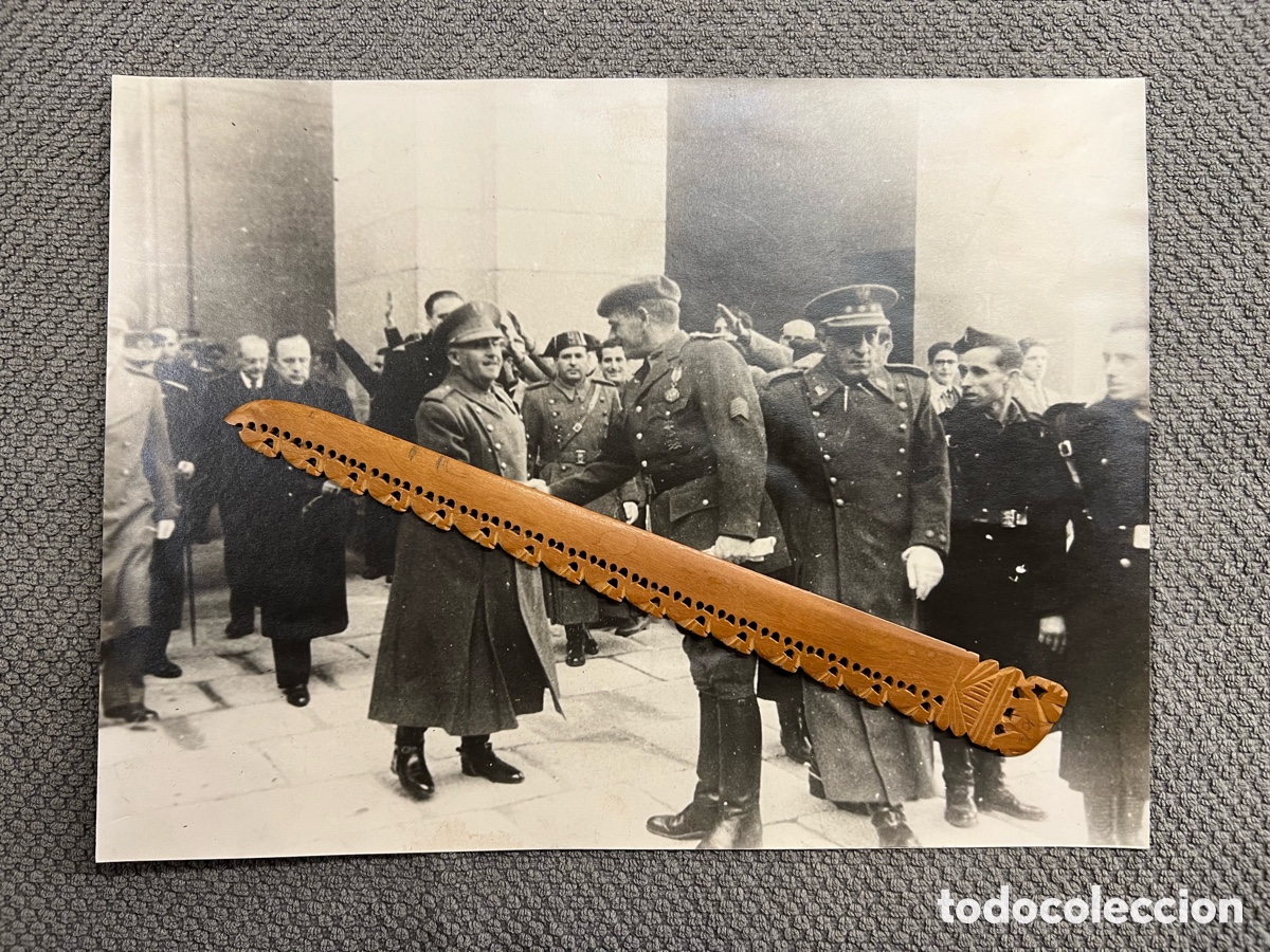 Fotografia antica: FRANCISCO FRANCO .. y su Estado Mayor&hellip; Bando Nacional.. Med&iacute;das: 21 x 28,5 cm.