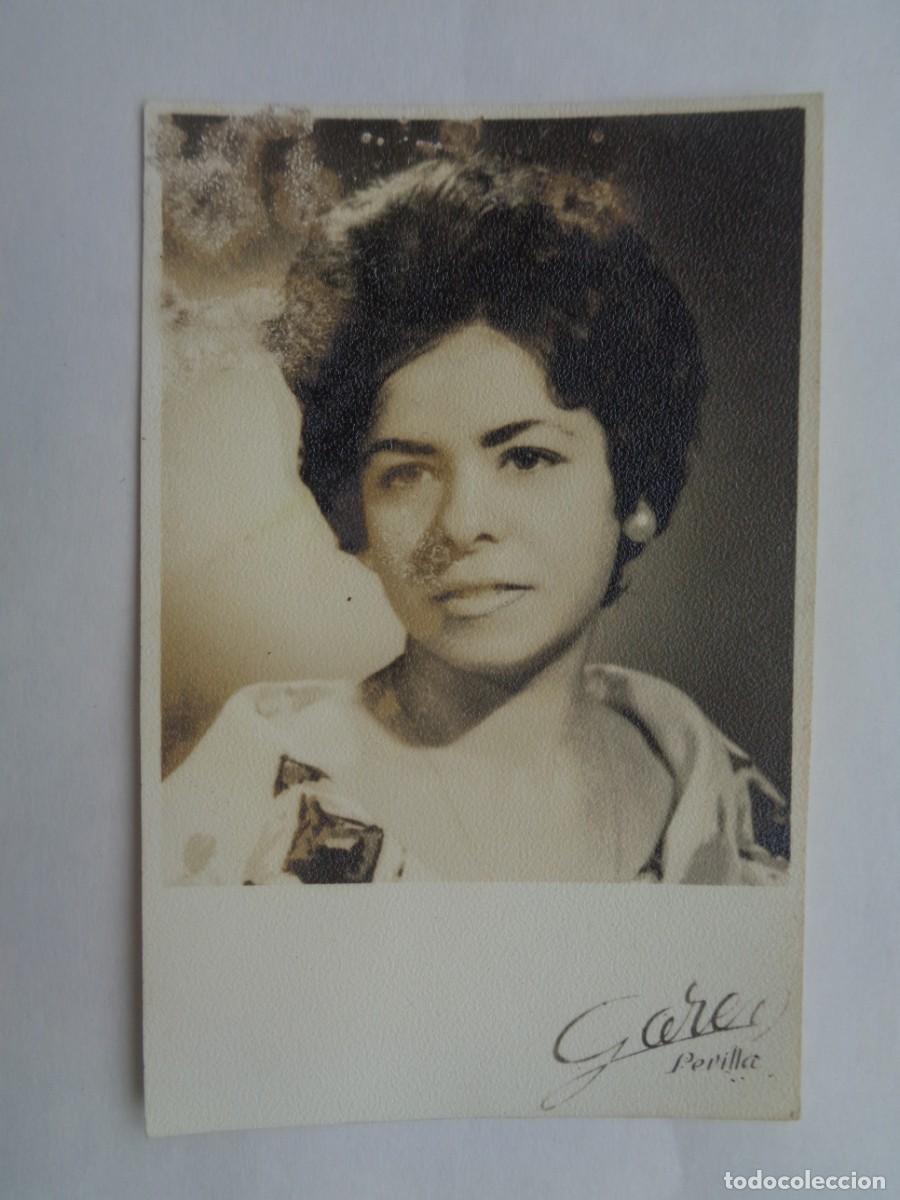 Alte Fotografie: PRECIOSA FOTO DE ESTUDIO DE CHICA , 1960 . DE GAREN , SEVILLA