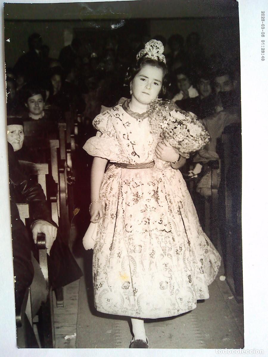 Alte Fotografie: FOTO DE NI&Ntilde;A VESTIDA DE FALLERA , 1965 . DE ENGUIDANOS , VALENCIA