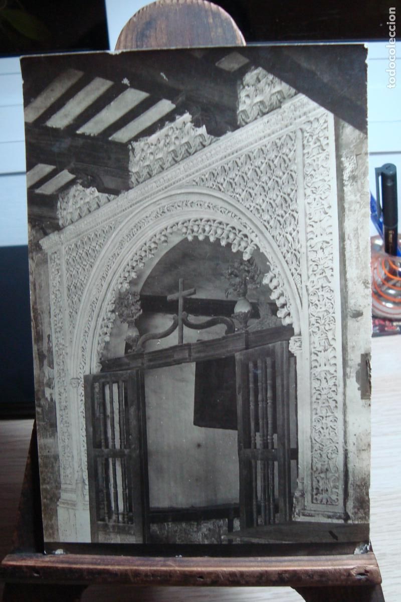 Fotograf&iacute;a antigua: ANTIGUA FOTOGRAFIA PUERTA CAPILLA DEL CLAUSTRO EX- COLEGIATA. HUESCA PRINCIPIOS XX