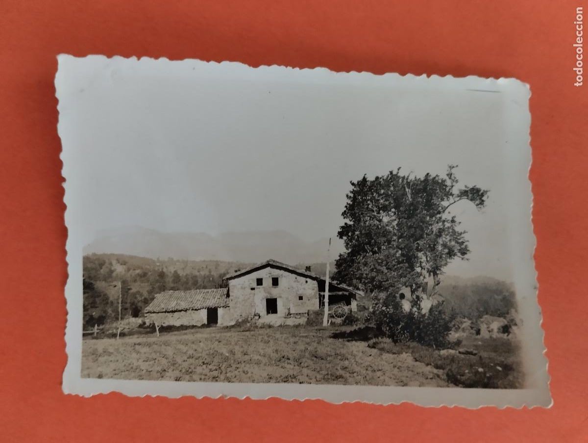 Fotograf&iacute;a antigua: FOTO. LA SALUD. CASA ROJA. A&Ntilde;O 1942. 8,5X6CM.