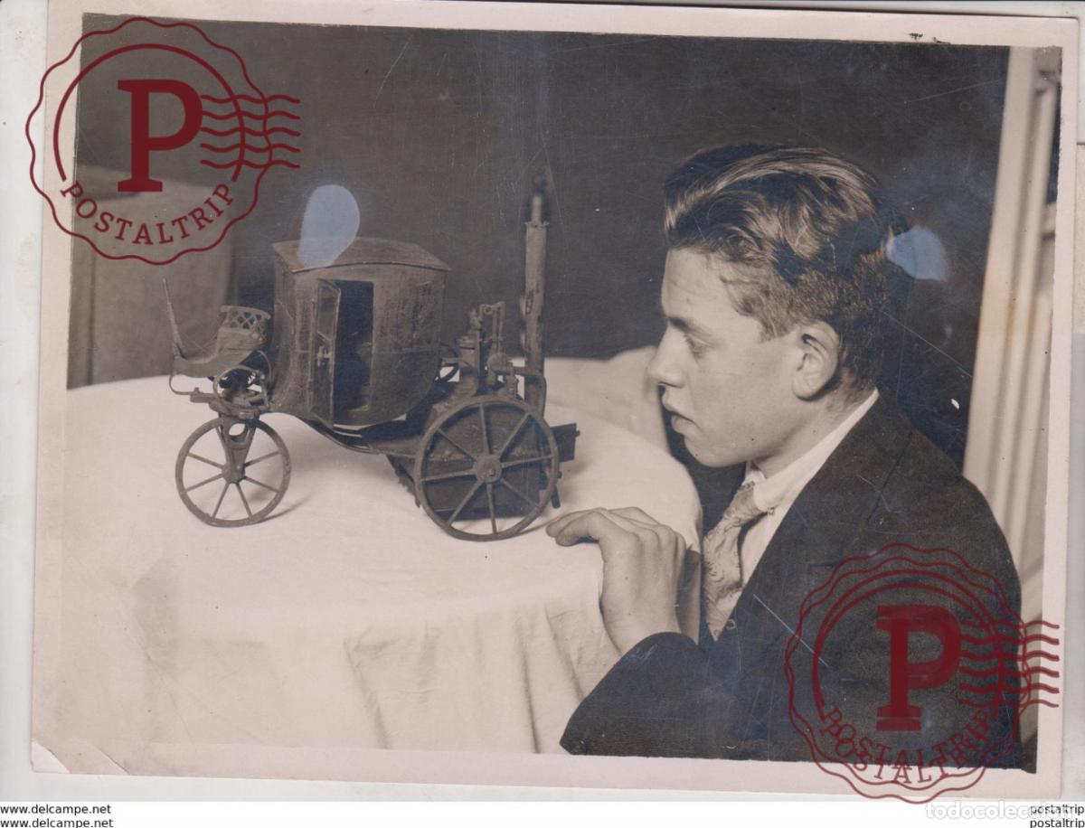 Antique Photography: LONDON OLD STEAM OMNIBUS MODEL ENGINEERING EXHIBITION AT HORTICULTURAL HALL 20*15 CM Fonds Victor FO