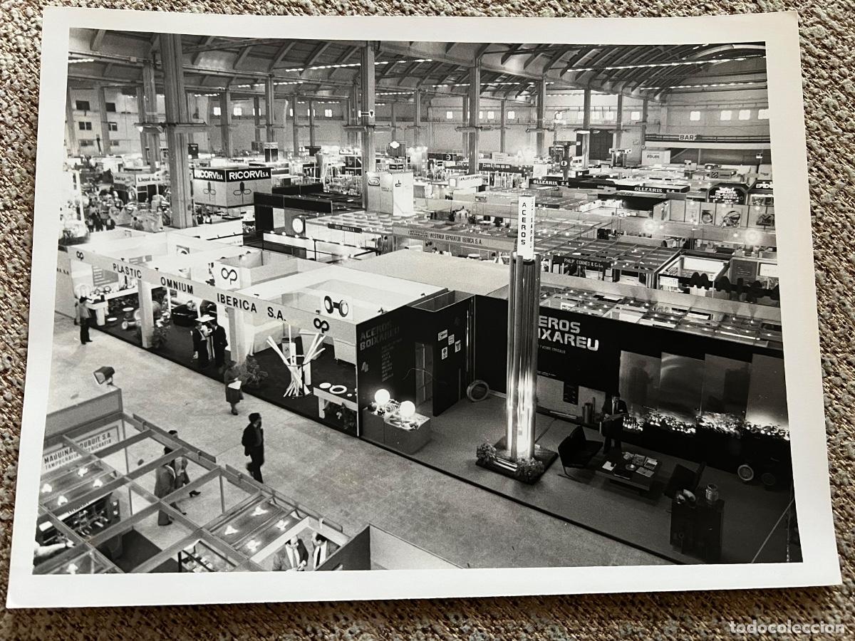 Fotografia antiga: FOTOGRAFIA ORIGINAL SERVICIO GRAFICO FERIA BARCELONA STANDS
