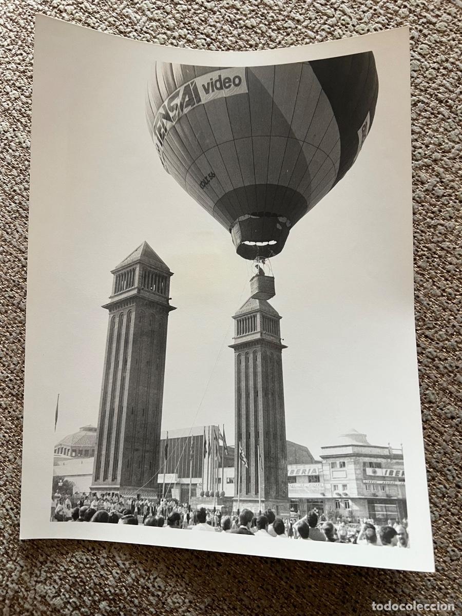 Fotografia antiga: FOTOGRAFIA ORIGINAL SERVICIO GRAFICO FERIA BARCELONA SONIMAG 20 DE 1982